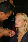 2004 09 09 - Carolina Herrera SS 2005 backstage (2004)