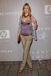 2005 04 28 - Barneys New York & Hewlett-Packard host Proenza Schouler Fashion Show to Benefit the Rape Foundation in Santa Monica (2005)