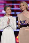 2016 01 06 - People's Choice Awards 2016 at Microsoft Theater in LA (2016)